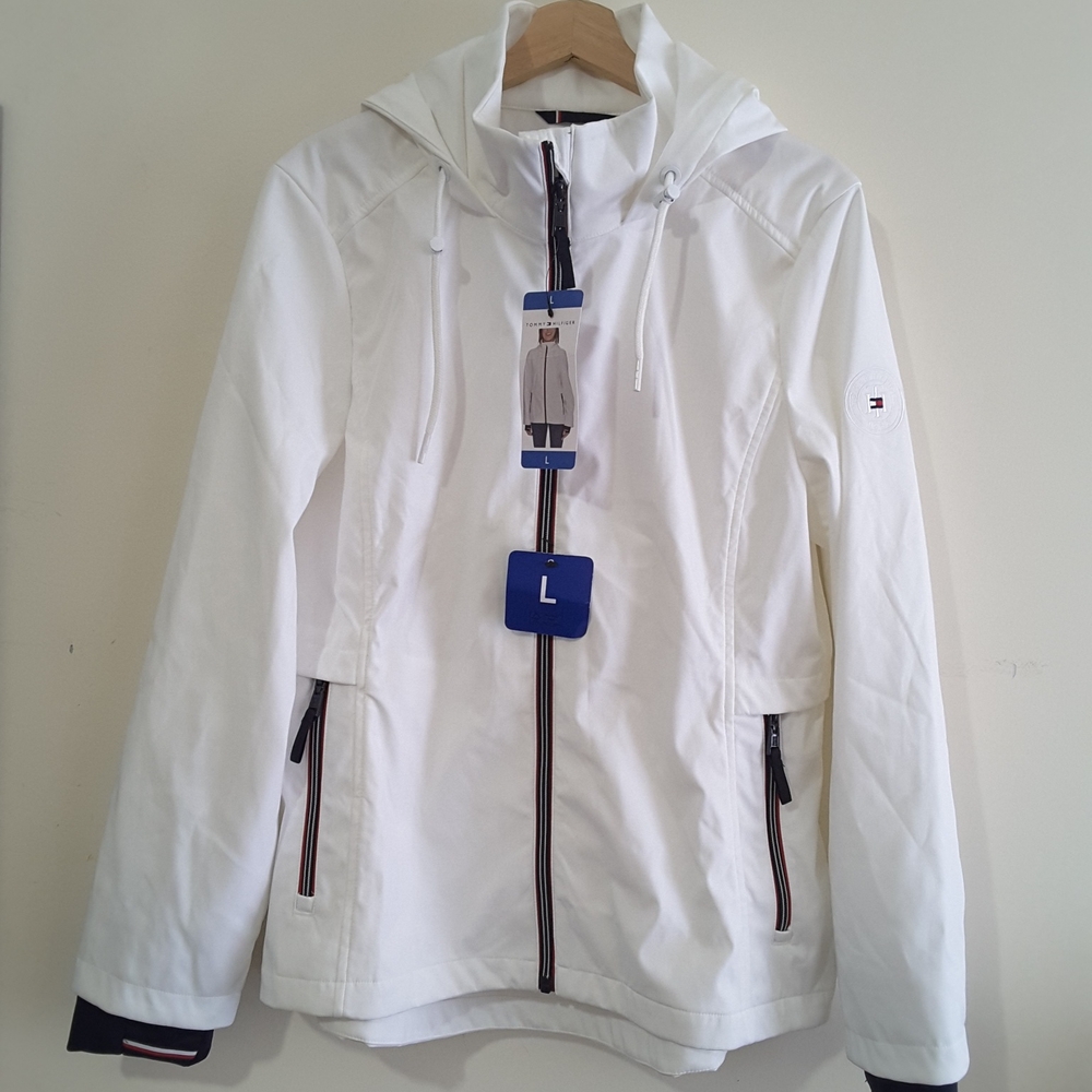 Tommy Hilfiger White Ski Jacket with Hood and Weather Protection